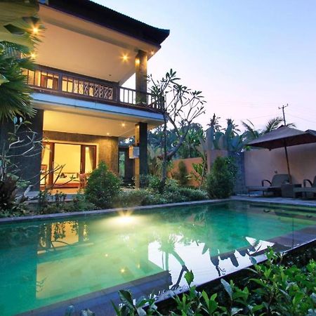 Wates Sari Villa Ubud Eksteriør billede