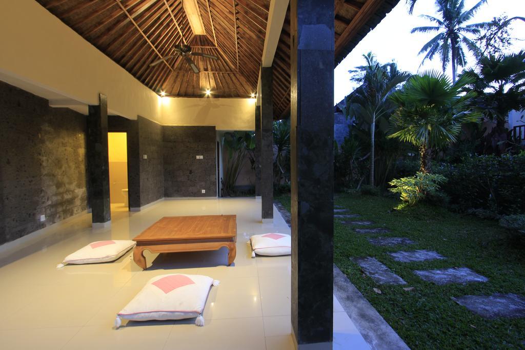 Wates Sari Villa Ubud Værelse billede